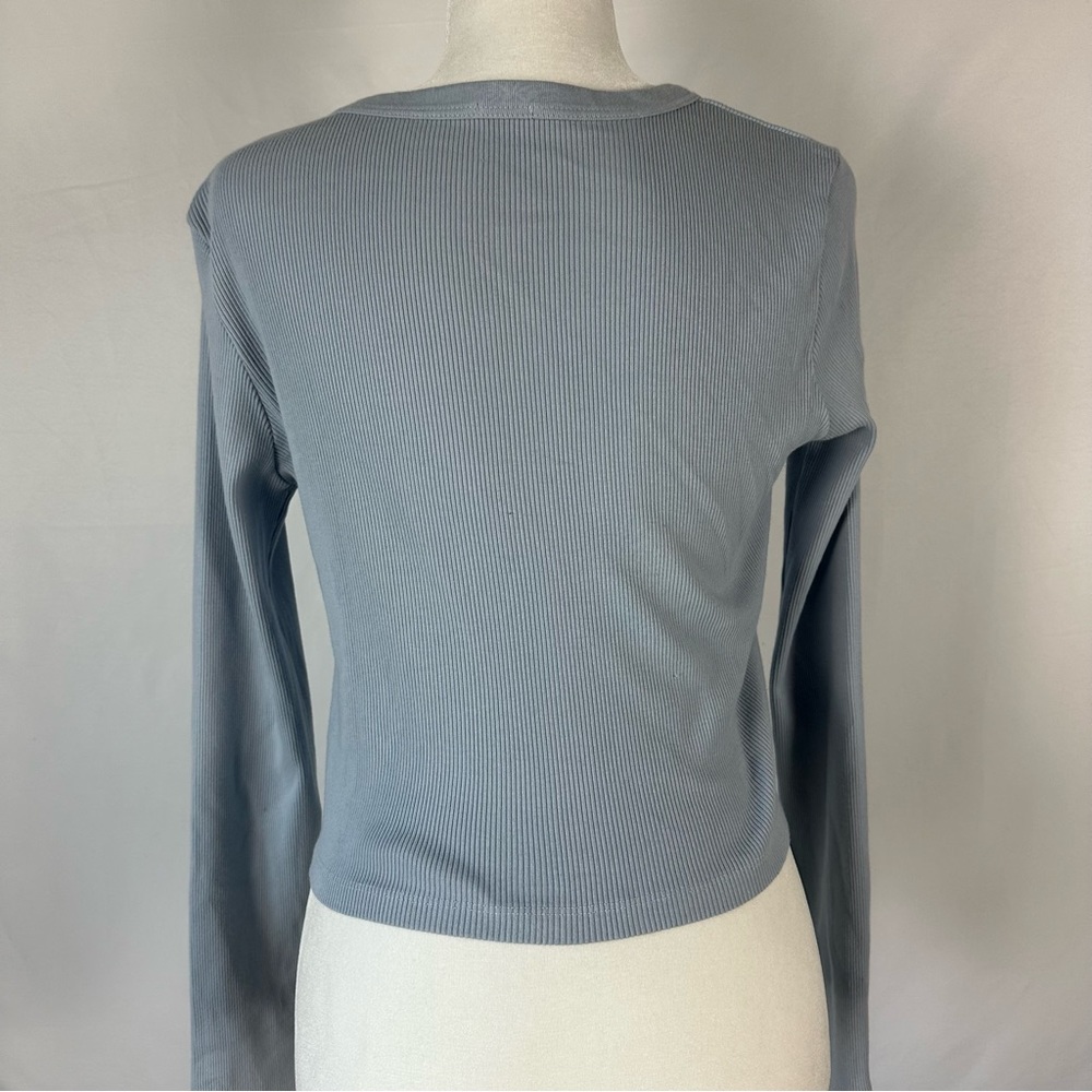 Brandy Melville Paige Blue Ribbed Crop Cardigan - Picture 3 of 4